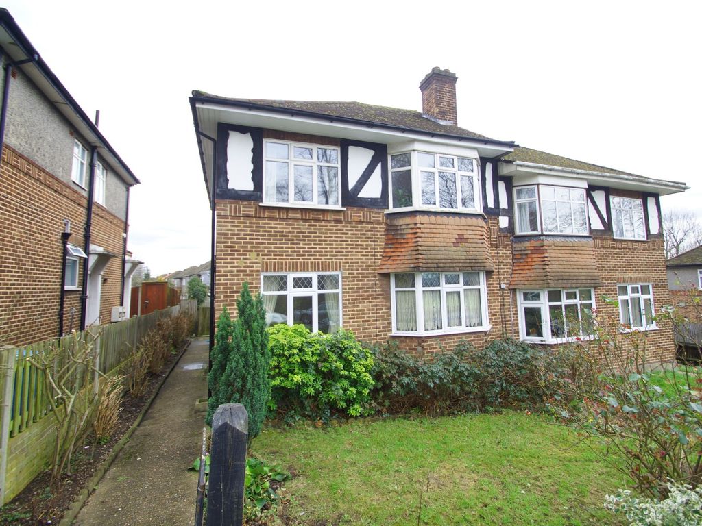 2 bed flat to rent in Glassmill Lane, Bromley BR2 Zoopla