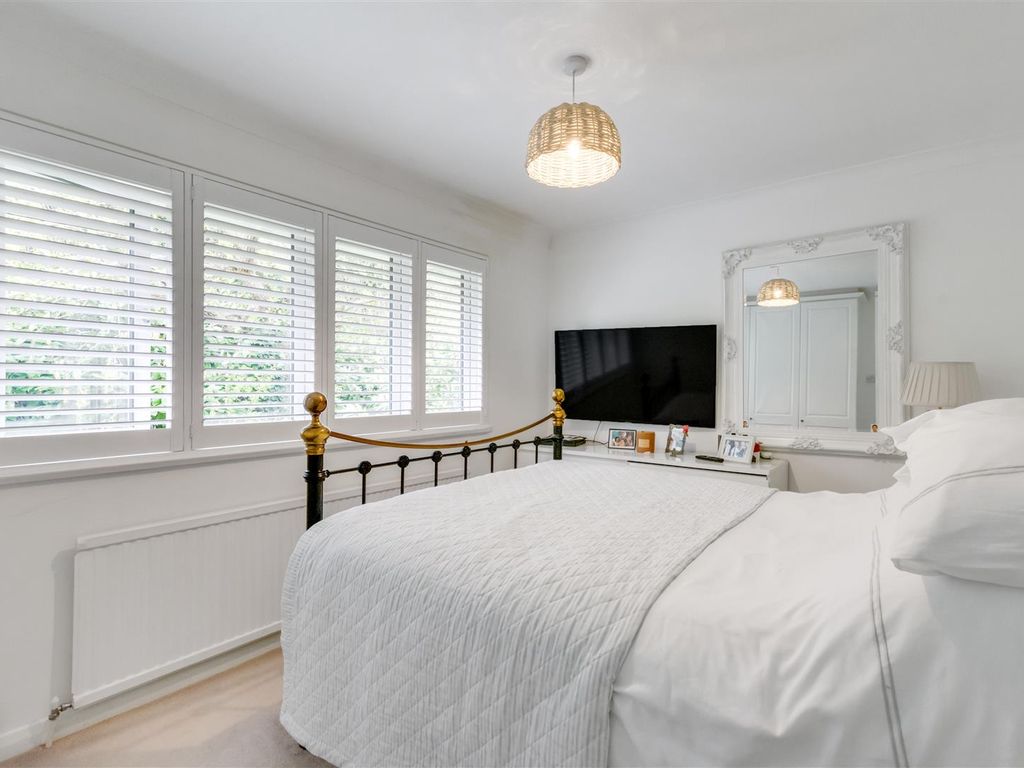 4 bed detached house for sale in Chelsfield Hill, Chelsfield, Orpington