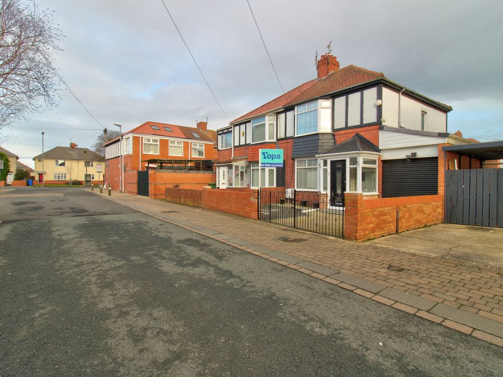 2 bed semidetached house for sale in Durban Street, Blyth NE24, £