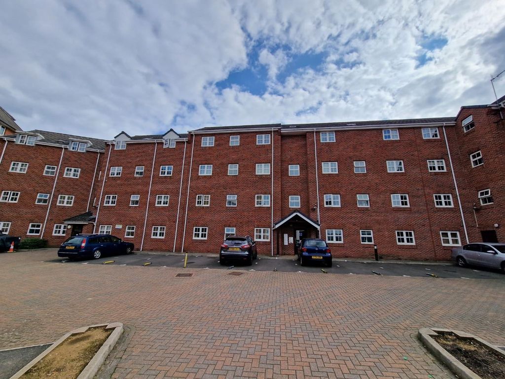 2 bed flat to rent in St. Andrews Street, Northampton NN1 Zoopla
