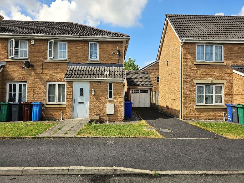 3 bed terraced house for sale in Vasser Road, Gorton, Manchester M18, £