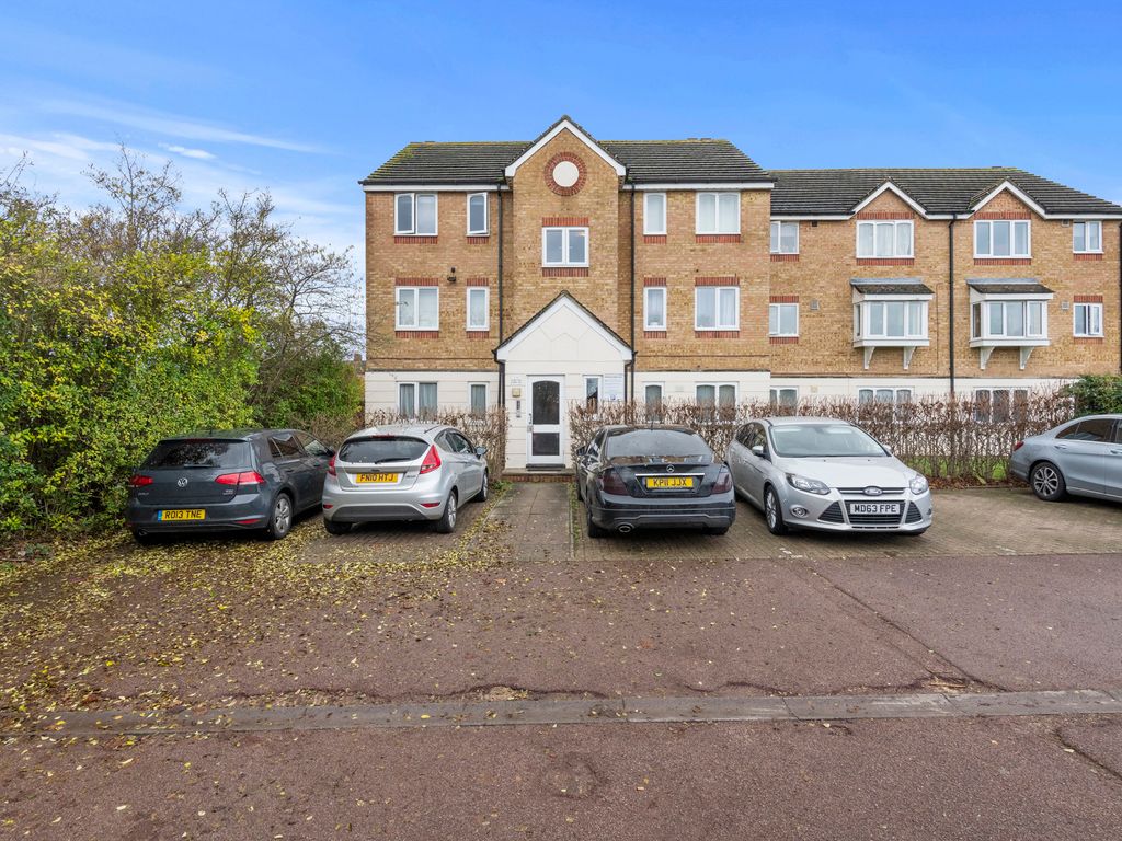 Scammell Way, Watford WD18  