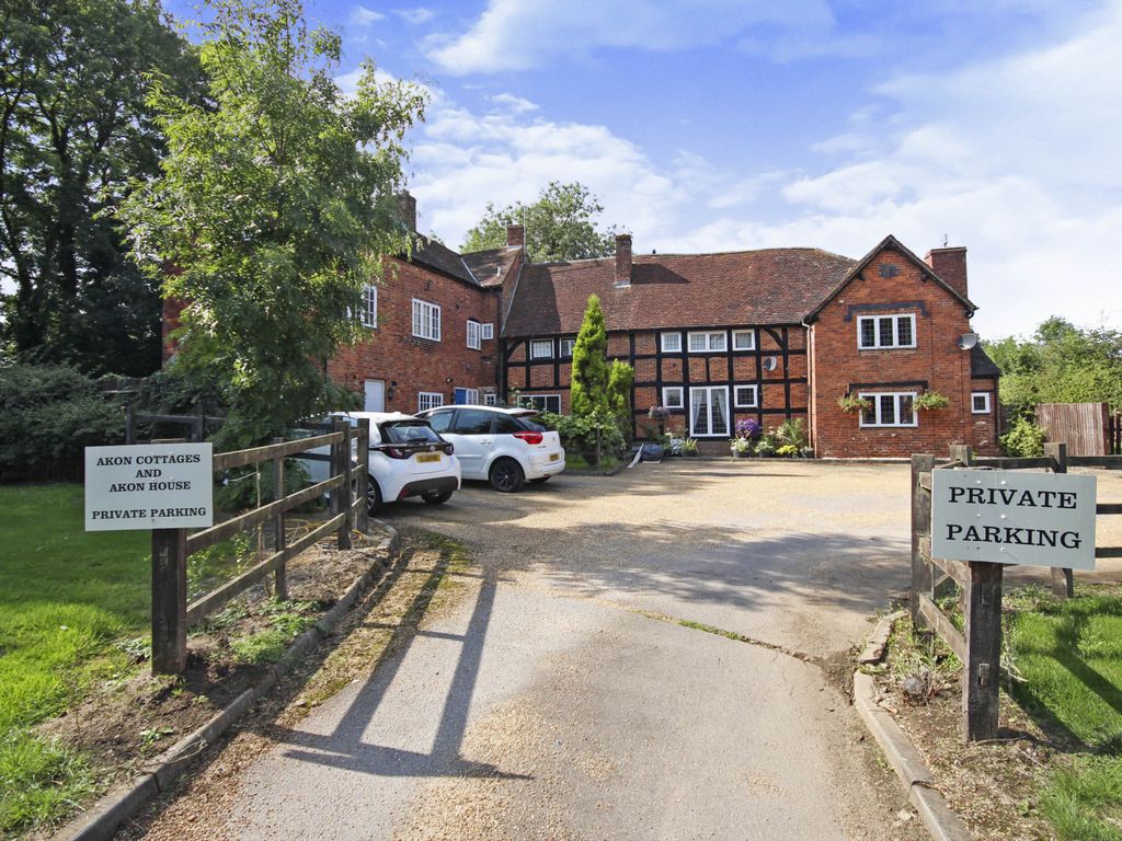 Sandpits Lane, Keresley CV6  