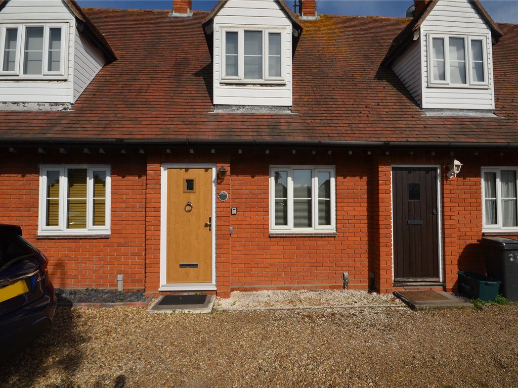 1 bed terraced house to rent in Inchbonnie Road, South Woodham Ferrers
