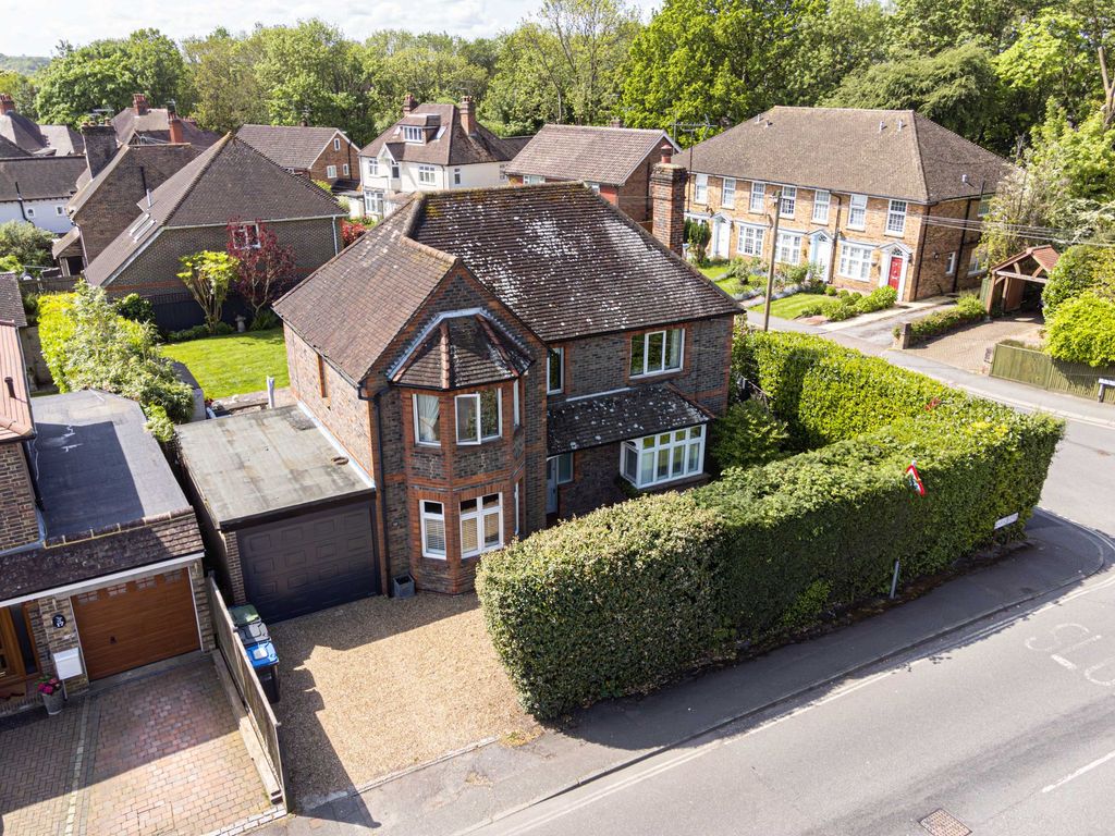 4 bed detached house for sale in Park Road, East Grinstead RH19 Zoopla