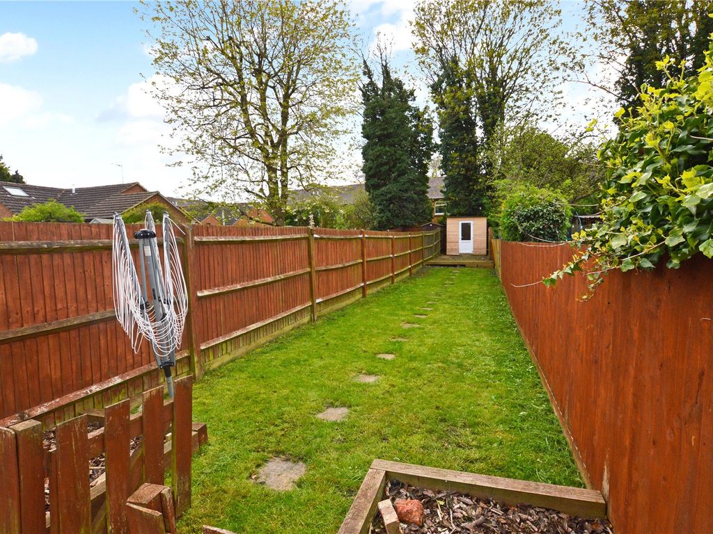 2 bed terraced house for sale in Princes Street, Dunstable
