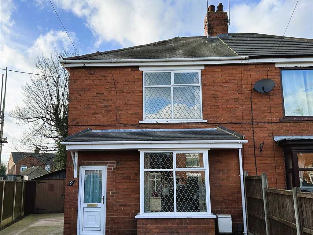 2 bed semidetached house for sale in Bottesford Avenue, Scunthorpe