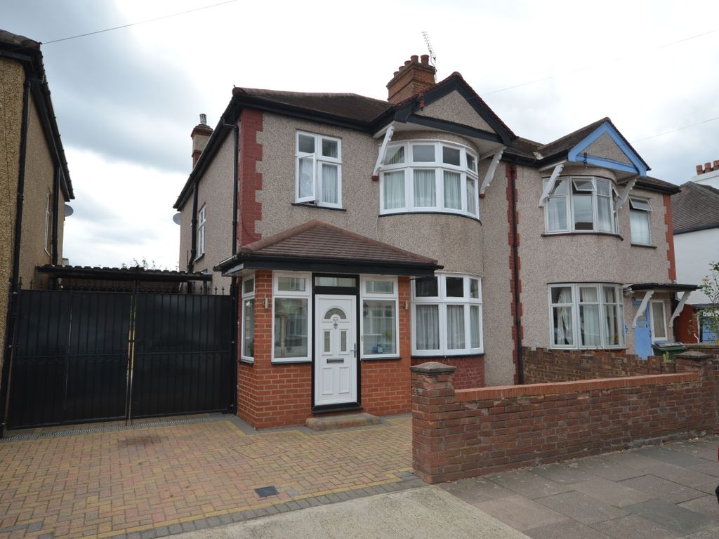 3 bed semidetached house for sale in Spencer Road, Harrow HA3 Zoopla
