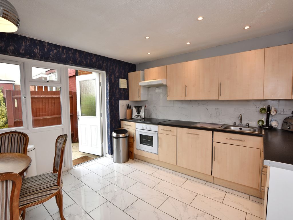 3 bed terraced house for sale in Robin Place, Boundary Way, Watford