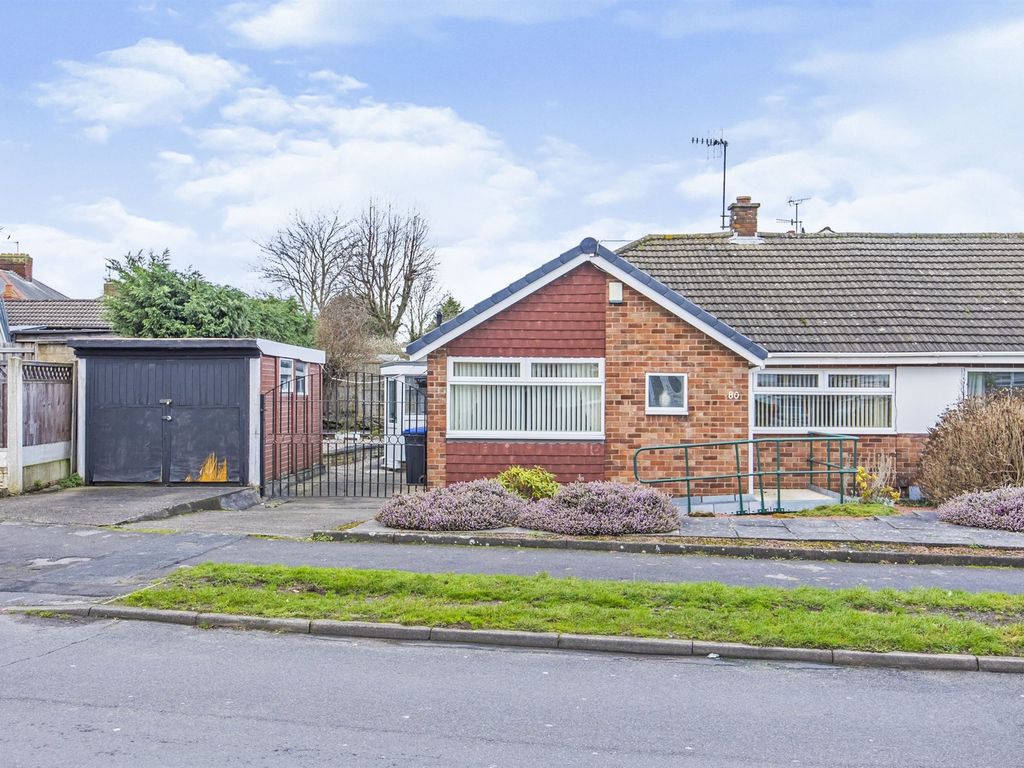 2 bed semidetached bungalow for sale in Bestwood Road, Hucknall