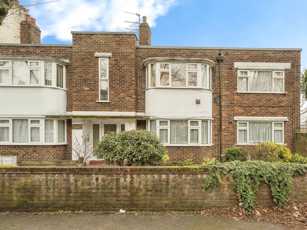 2 bed flat for sale in Lawn Avenue, Town, Doncaster DN1, £75,000 Zoopla