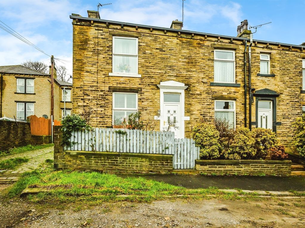 2 bed end terrace house for sale in Emscote Place, Halifax HX1, £