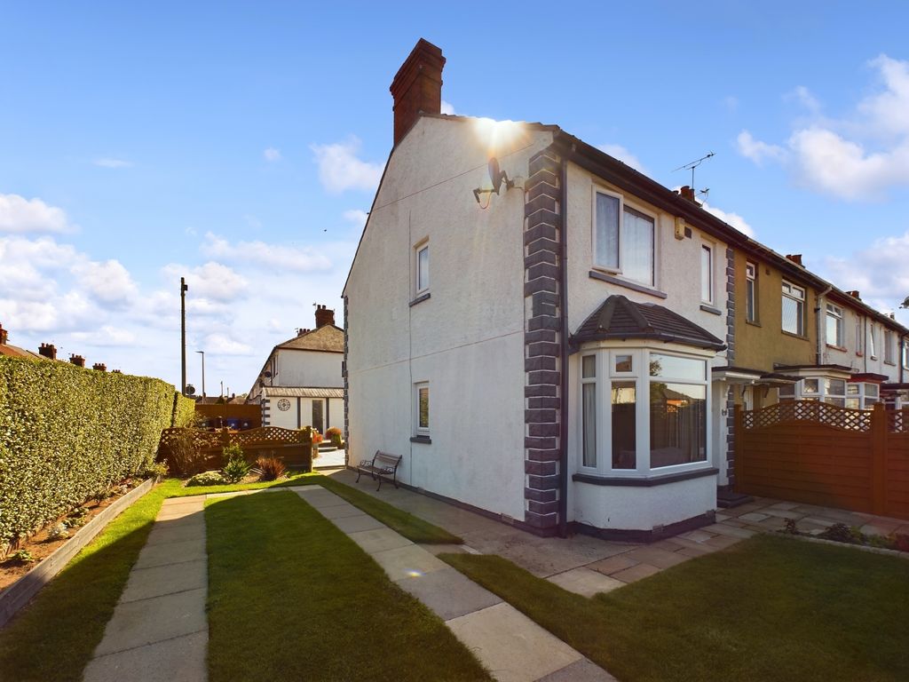 3 bed terraced house for sale in St. Michaels Road, Grimsby DN34, £