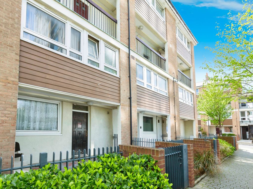 3 bed for sale in Willis Street, London E14, £425,000 Zoopla