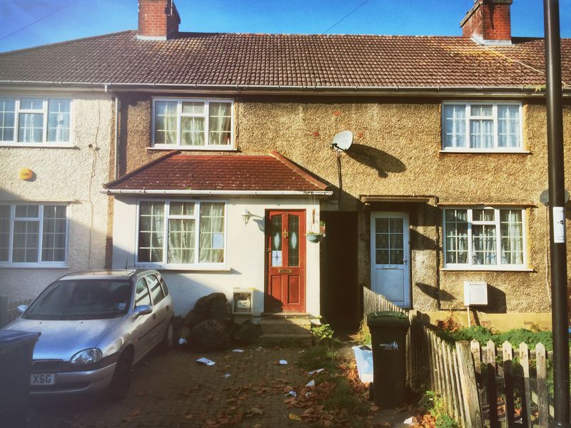 4 bed terraced house to rent in Meadow Close, Enfield EN3, £2,300 pcm