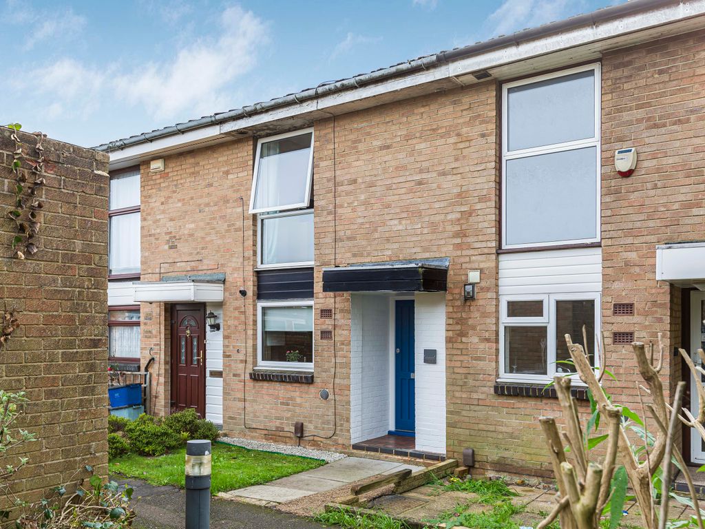 2 bed terraced house for sale in Middlefields, Croydon, Surrey CR0, £