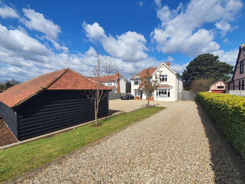 5 bed detached house for sale in Bucklesham Road, Purdis Farm, Ipswich