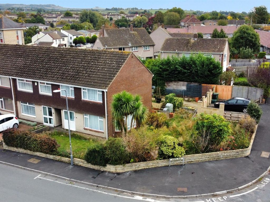 6 bed semidetached house for sale in Heath Rise, Warmley, Bristol BS30