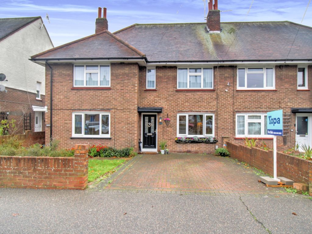 2 bed for sale in Chelmsford Avenue, Romford RM5 Zoopla