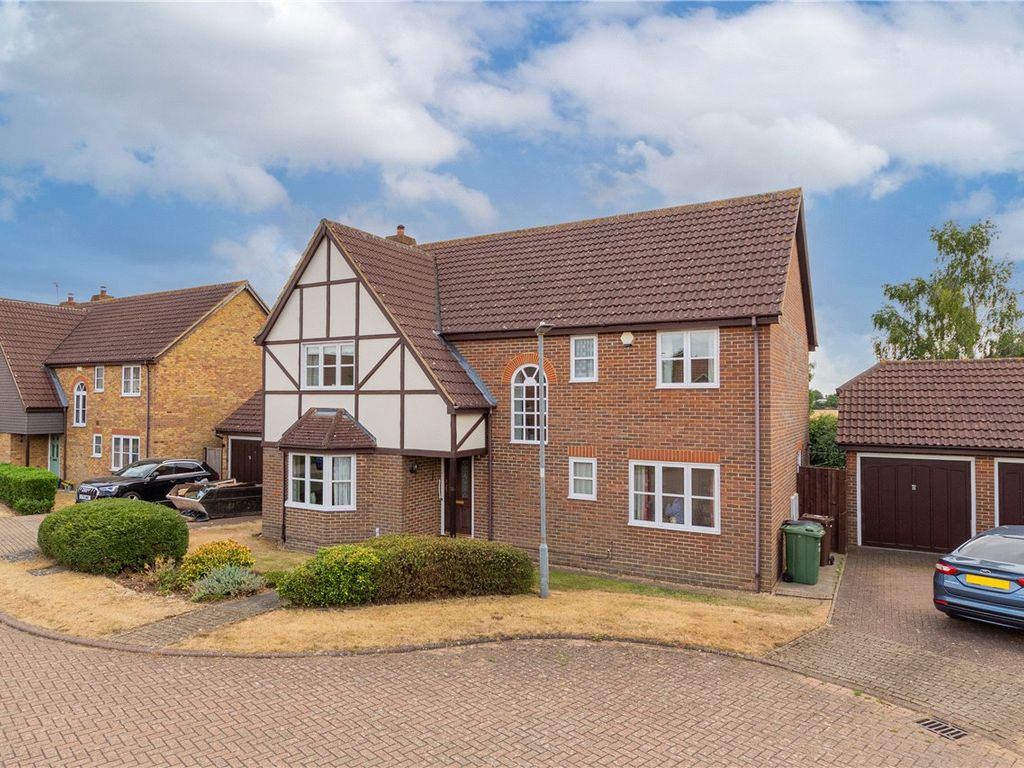 5 bed detached house for sale in Tithe Barn Close, St. Albans