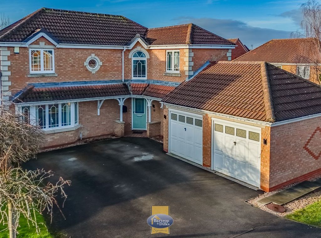 4 bed detached house for sale in Bristol Mews, Worksop S81, £335,000