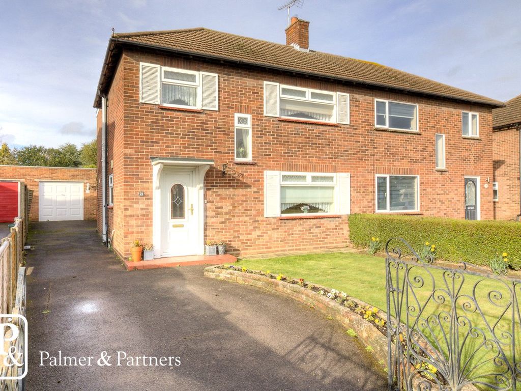 3 bed semidetached house for sale in Reaper Road, Prettygate