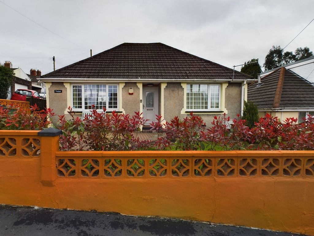 2 bed detached bungalow for sale in Tafwys Walk, Caerphilly CF83 Zoopla