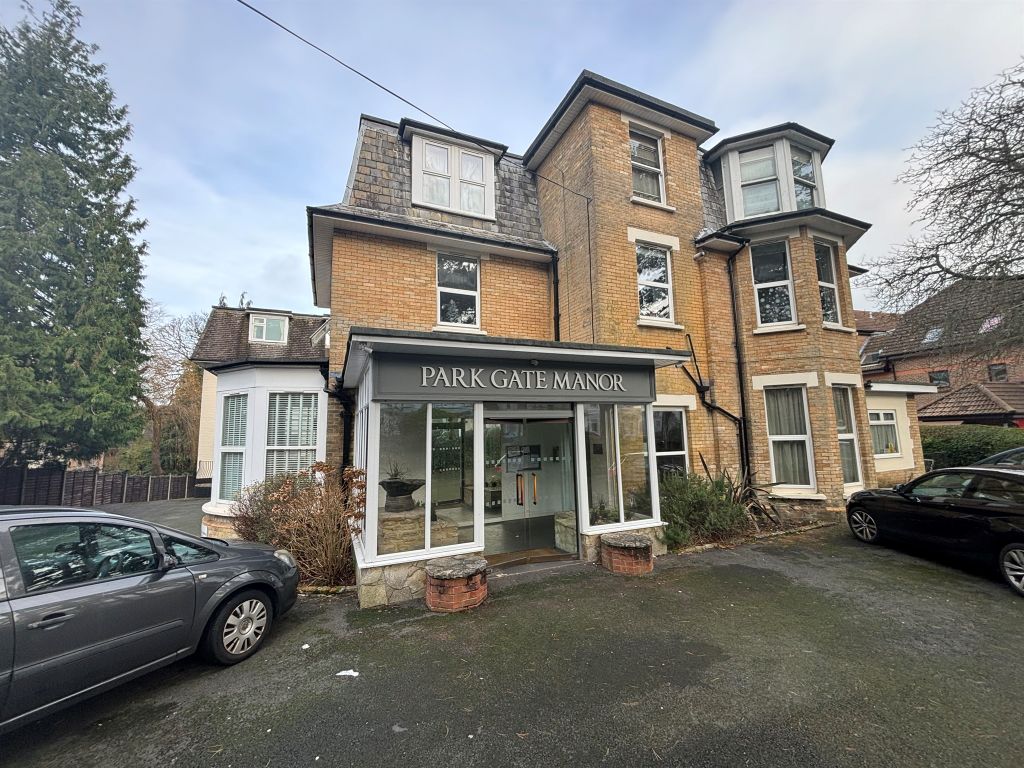 1 bed flat for sale in Suffolk Road, Bournemouth BH2, £200,000 Zoopla