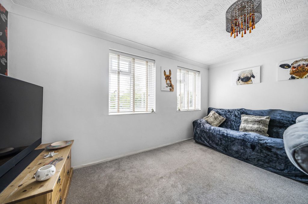2 bed for sale in St. Johns Crescent, Broadbridge Heath