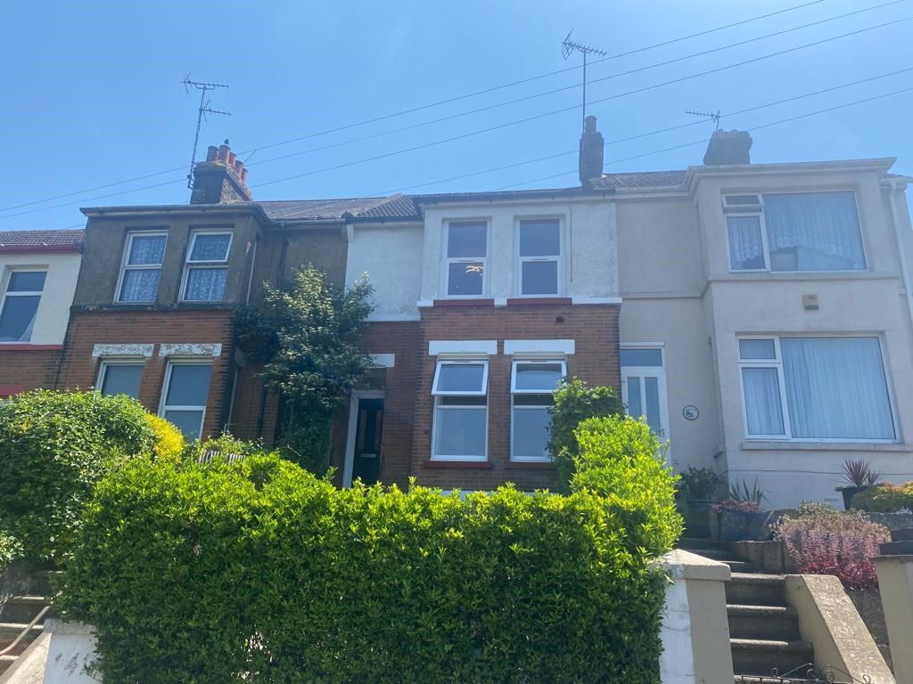 3 bed terraced house to rent in Magpie Hall Road, Chatham ME4 Zoopla