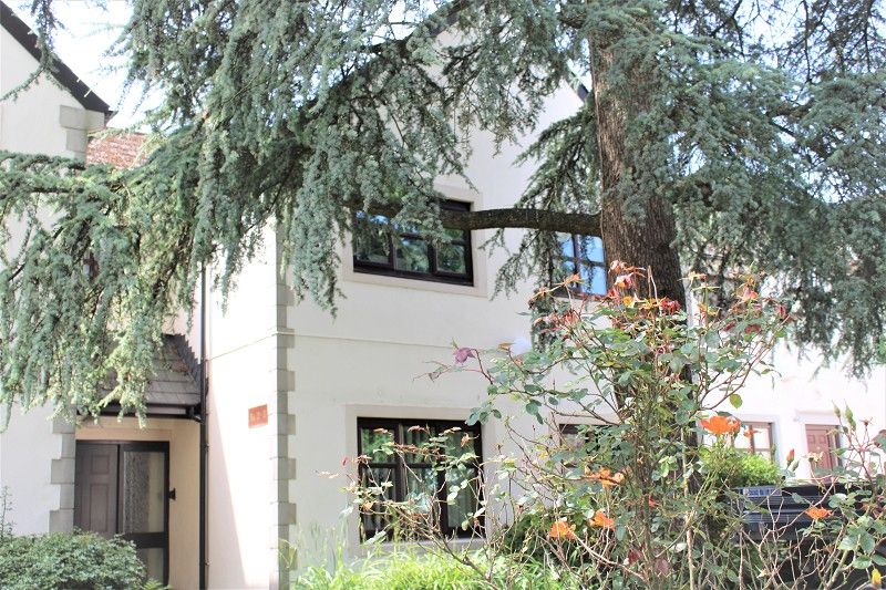 2 bed flat for sale in Restway Gardens, Bridgend, Bridgend County. CF31