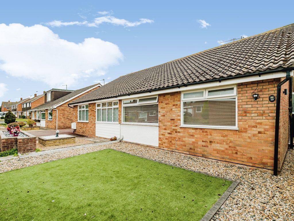 2 bed semidetached bungalow for sale in Ambleside Road, Sompting
