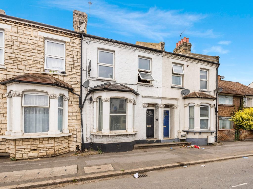 1 bed flat for sale in Haydons Road, London SW19 Zoopla