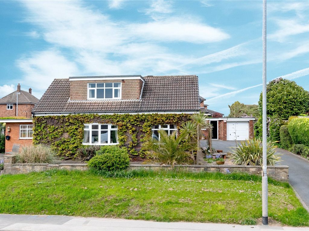 3 bed bungalow for sale in Sunnycroft, Selby Road, Garforth, Leeds