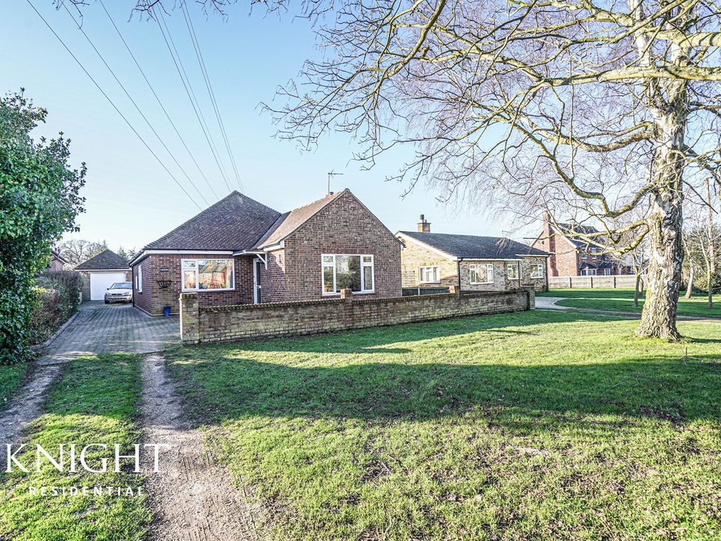 3 bed detached bungalow for sale in Mill Lane, Birch, Colchester CO2, £