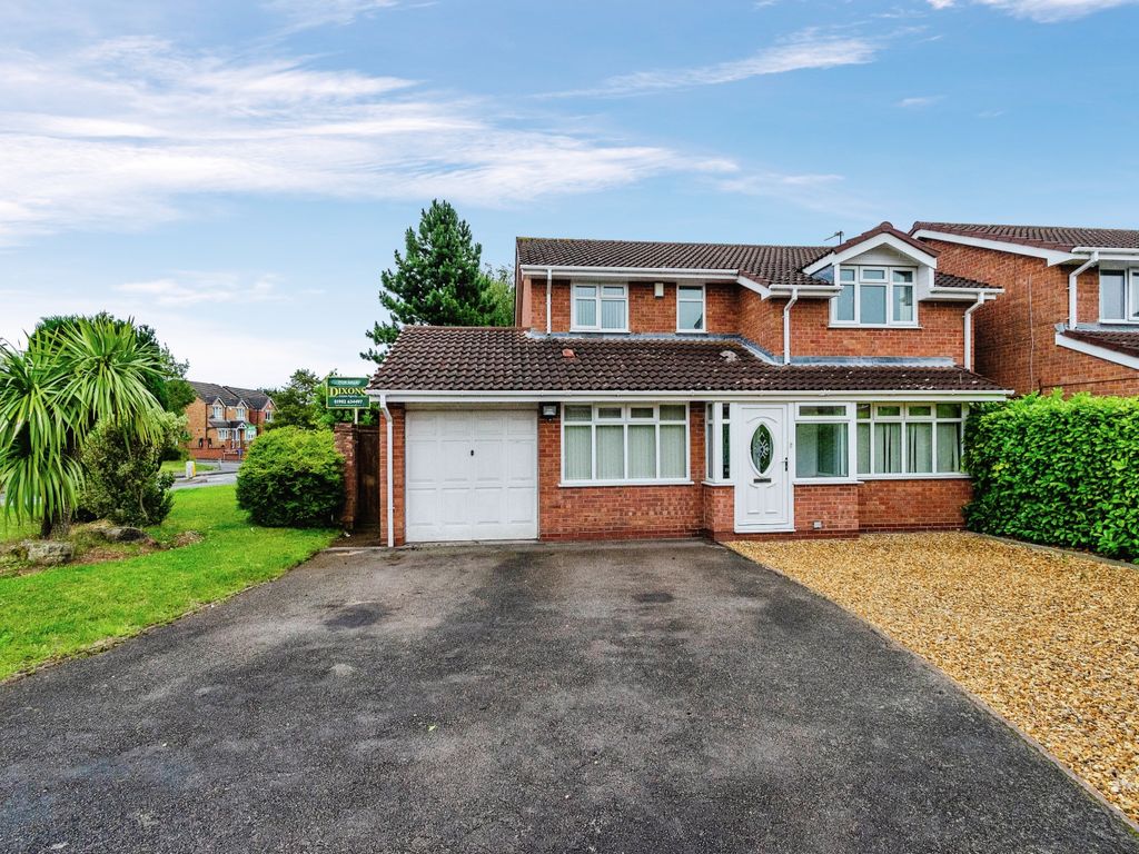 4 bed detached house for sale in Ullswater Road, Willenhall, West