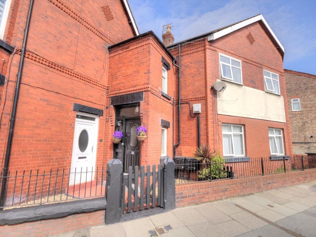 1 bed flat for sale in Stuart Road, Waterloo, Liverpool L22, £160,000