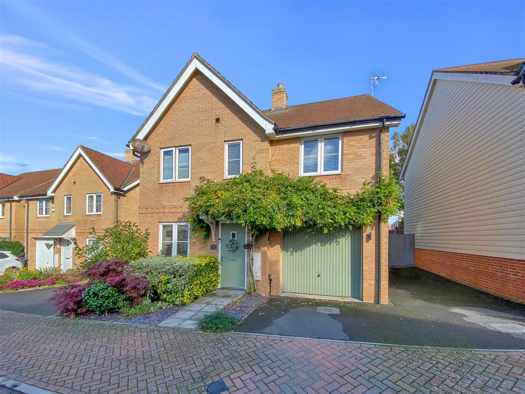 4 bed detached house for sale in Greystones, Willesborough, Ashford