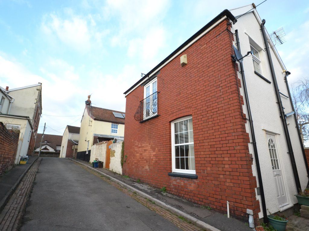 2 bed property to rent in Church Walk, Pill, North Somerset BS20 Zoopla