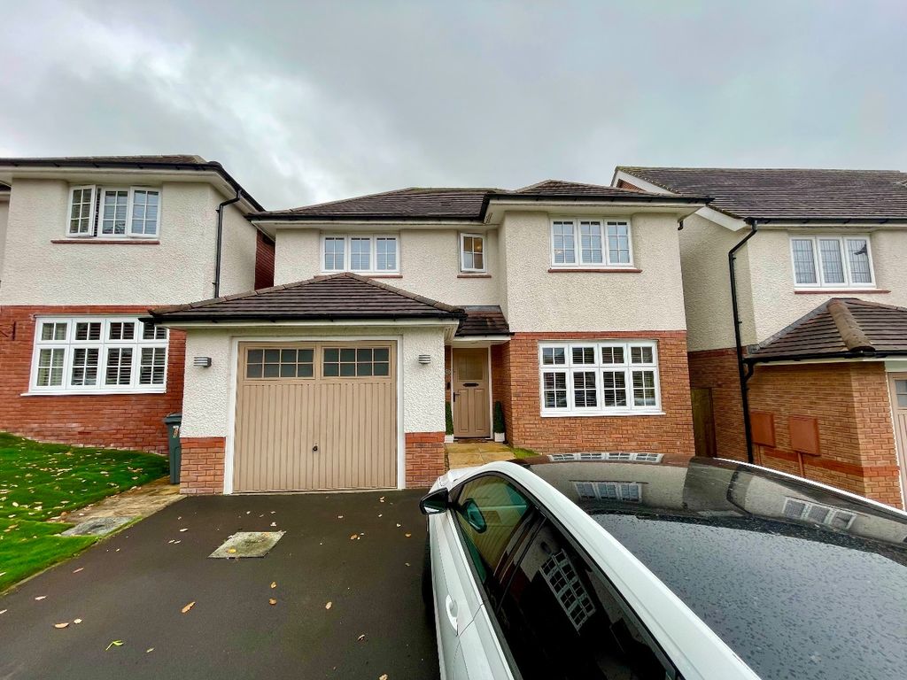 4 bed detached house for sale in Alltwen, Pontardawe, Swansea, West