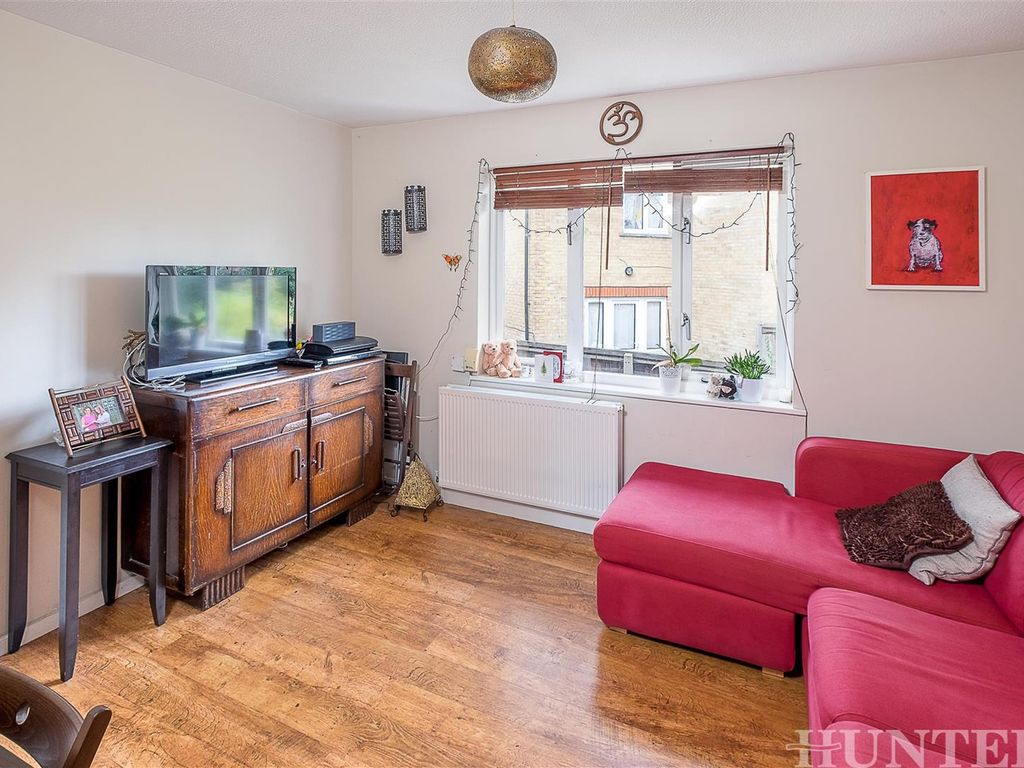 1 bed to rent in Tynemouth Road, London N15, £1,600 pcm Zoopla