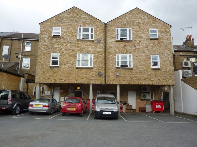 1 bed flat to rent in Bexley High Street, Bexley DA5, £1,100 pcm Zoopla