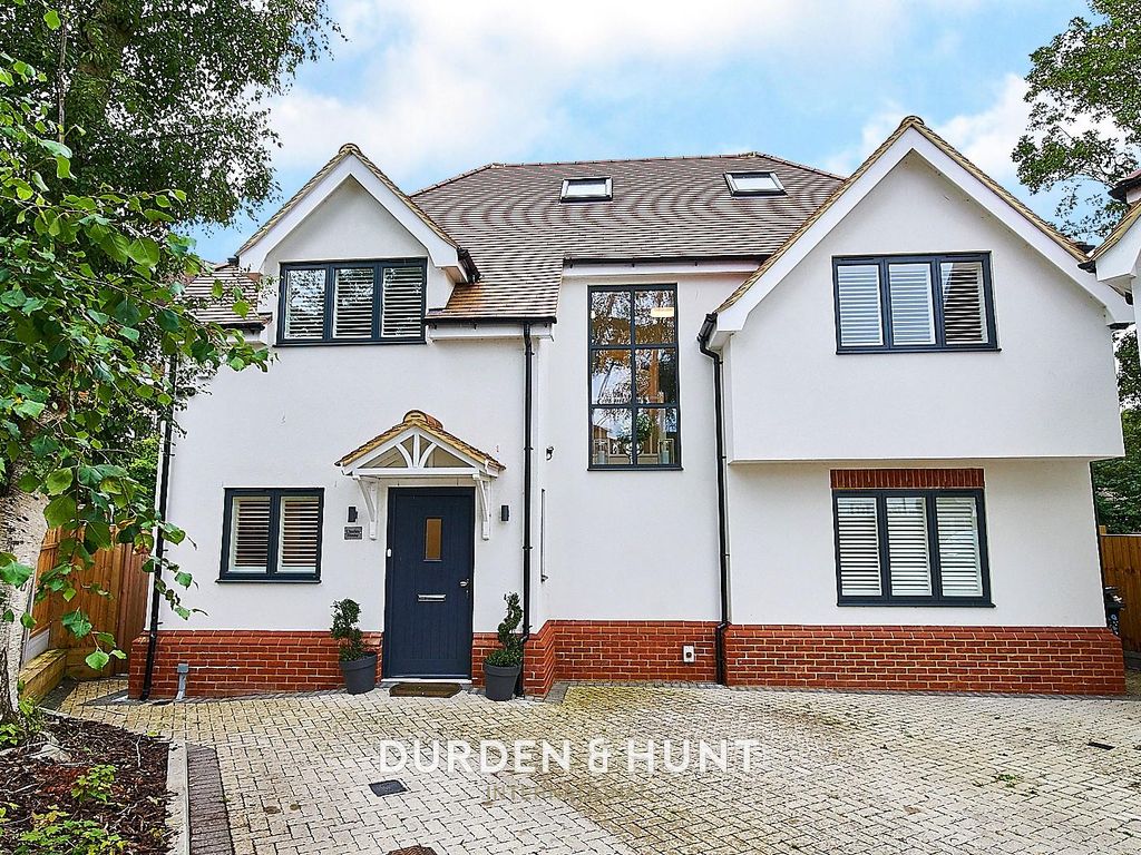 4 bed detached house for sale in High Street, Ongar CM5, £775,000 Zoopla