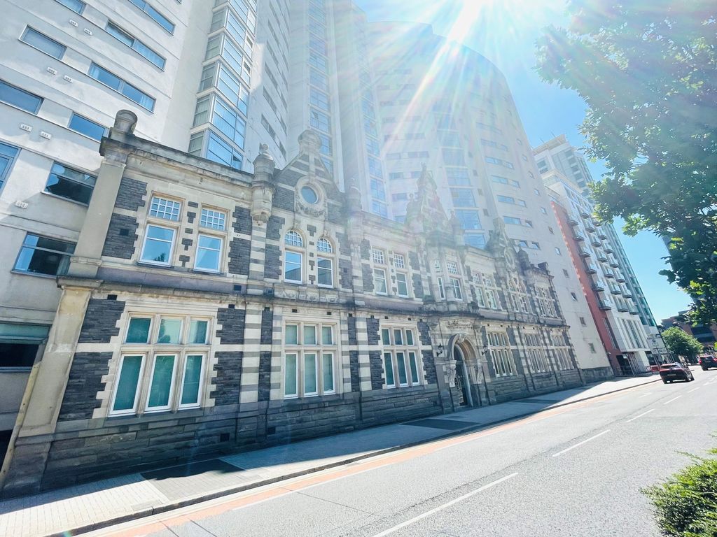 1 bed flat to rent in Altolusso, Bute Terrace, Cardiff CF10 Zoopla