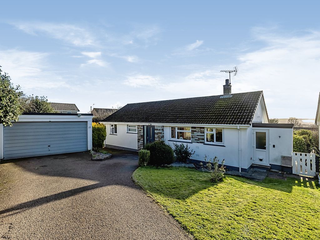 3 bed bungalow for sale in Bramley Park, Bodmin, Cornwall PL31 Zoopla
