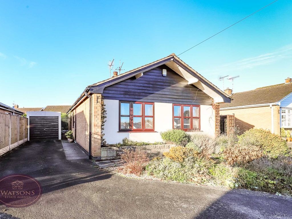 3 bed detached bungalow for sale in Gorse Close, Newthorpe, Nottingham ...