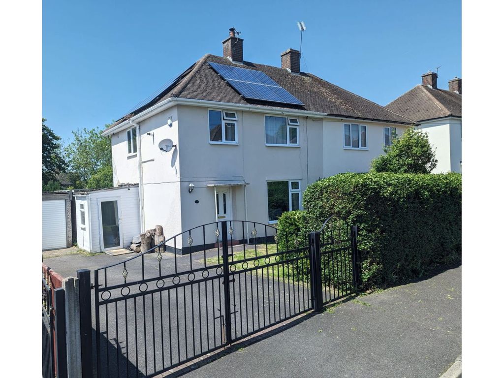 3 bed semidetached house for sale in Westwick Road, Nottingham NG8, £