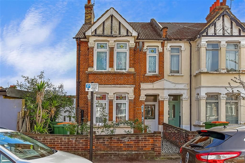 3 bed end terrace house for sale in Northfield Road, London E6, £