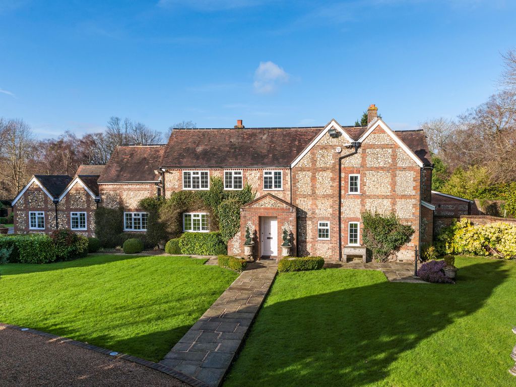 5 bed detached house for sale in Rushmore Hill, Knockholt, Kent TN14