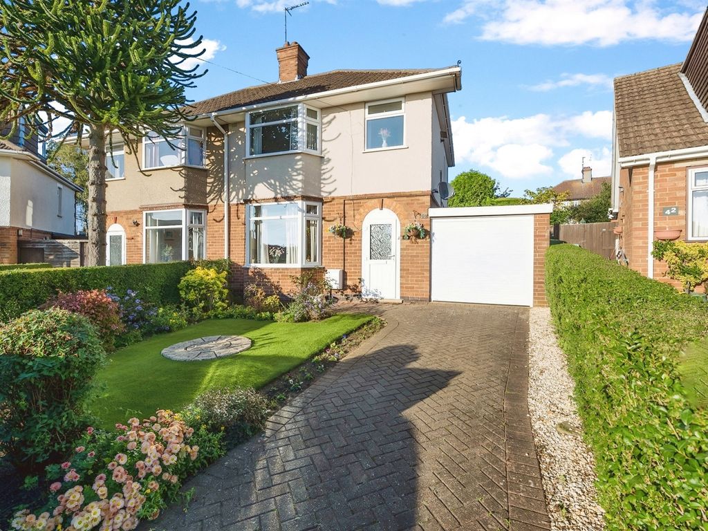 Houses For Sale Drive Wokingham at Aaron Delgado blog